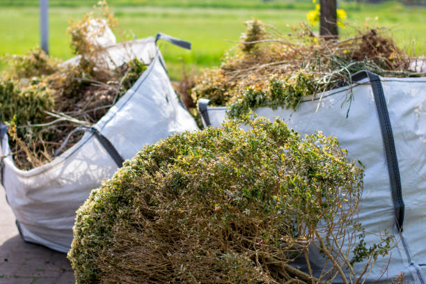 Best Garage Cleanout Services  in Neenah, WI