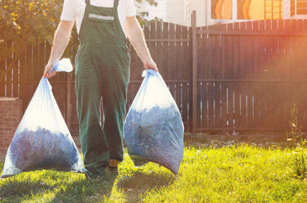 Best Construction Debris Removal  in Neenah, WI
